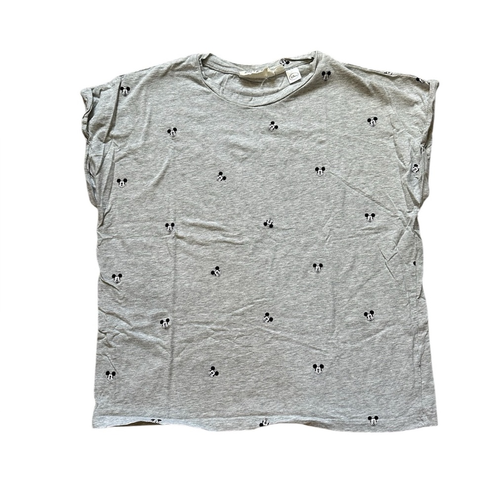 H&M Mickey Mouse Tee 🐭